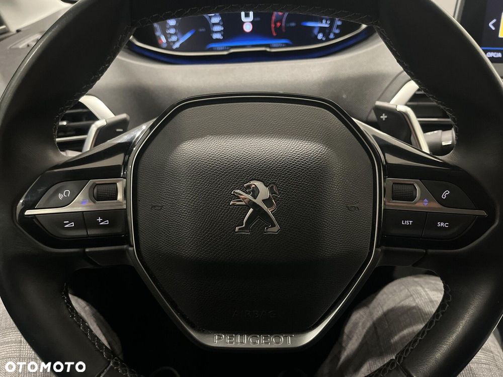 Peugeot 5008 1.6 PureTech Allure S&S EAT8 - 18