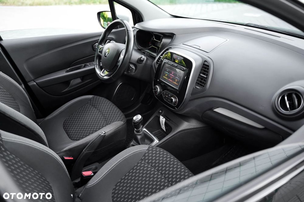 Renault Captur - 26
