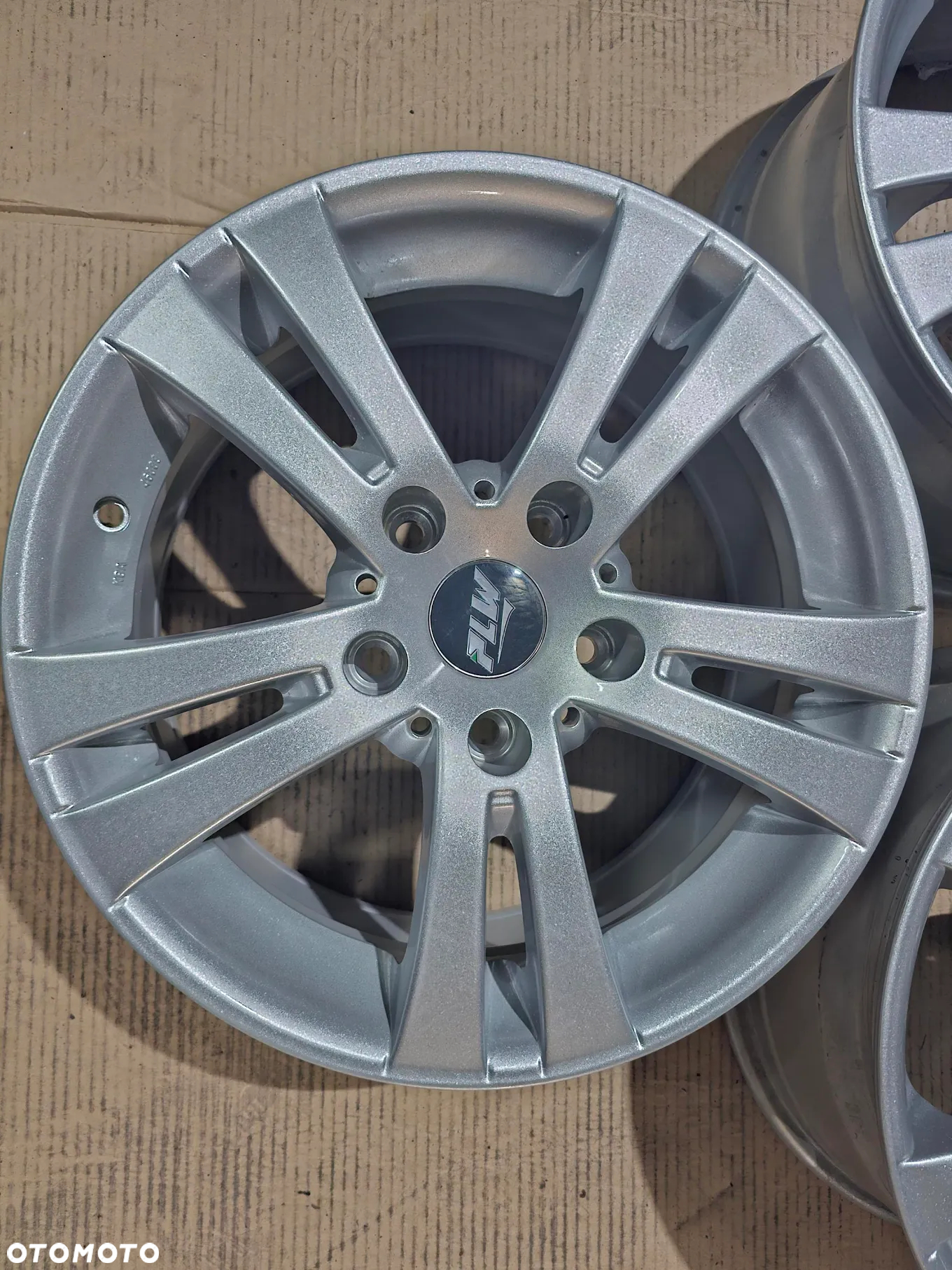 Felgi Aluminiowe 7,5-16 5x120x72,4 ET-38 PLW PROLINE B700 A006 (NOWE) - 2