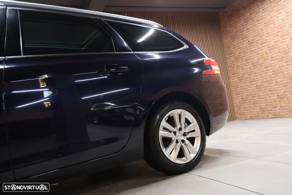 Peugeot 308 SW BlueHDi 120 Stop & Start Style - 32