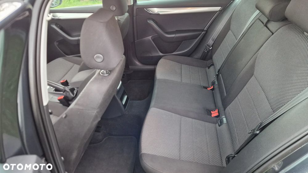 Skoda Octavia 1.8 TSI Ambition - 24