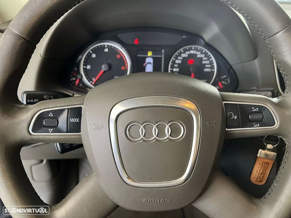 Audi Q5 2.0 TDI Advance - 16