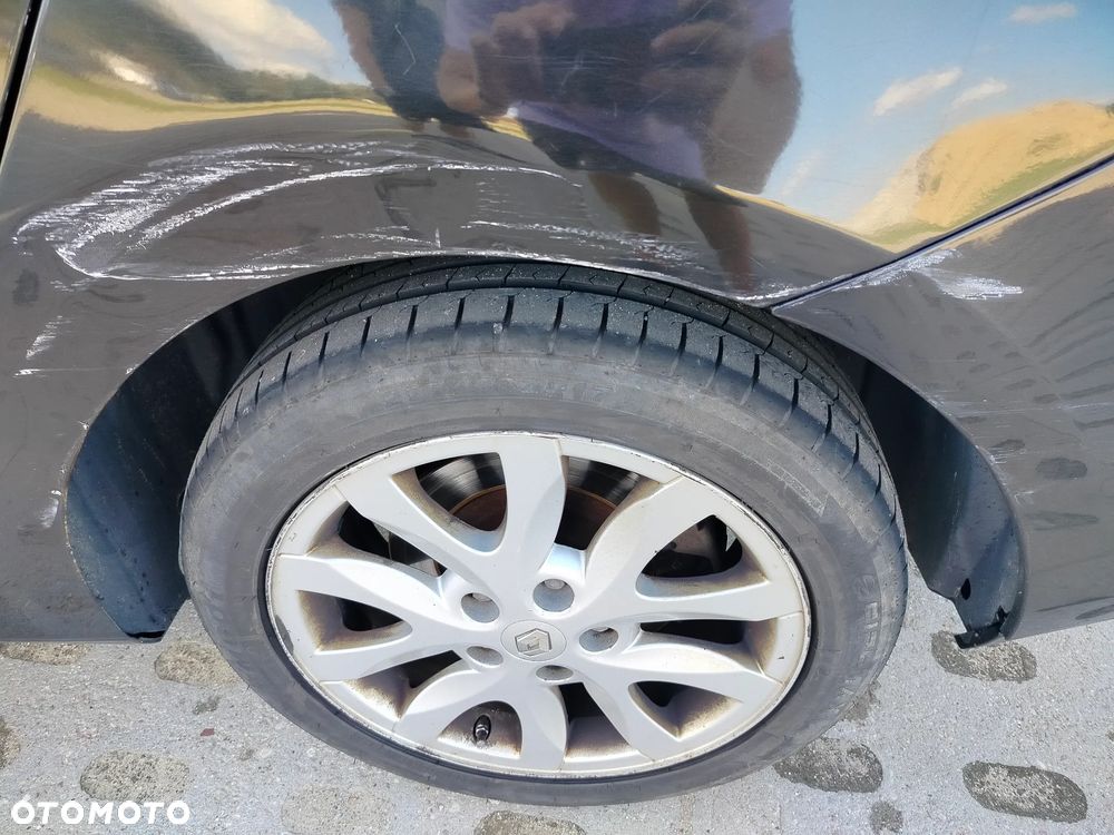 Renault Laguna 2.0 DCi Dynamique - 9