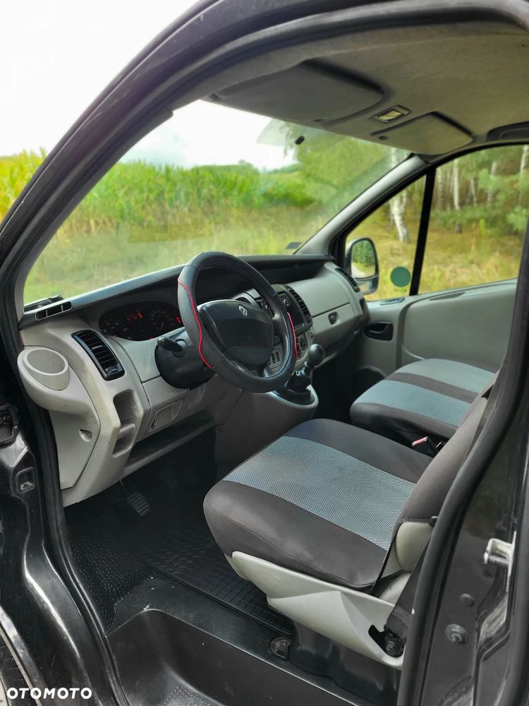 Renault Trafic - 8
