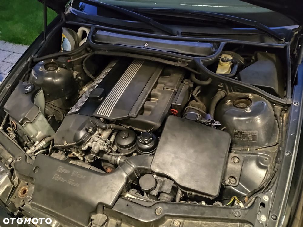 BMW Seria 3 330 CI - 14