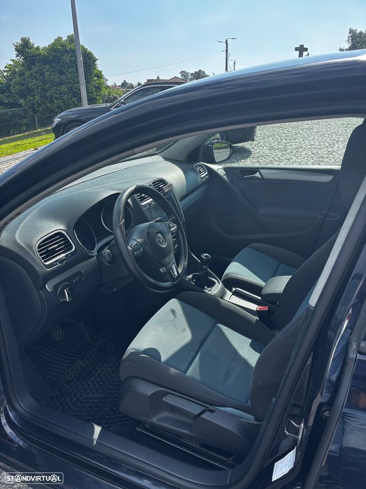 VW Golf 1.6 TDi Trendline BlueMotion - 7