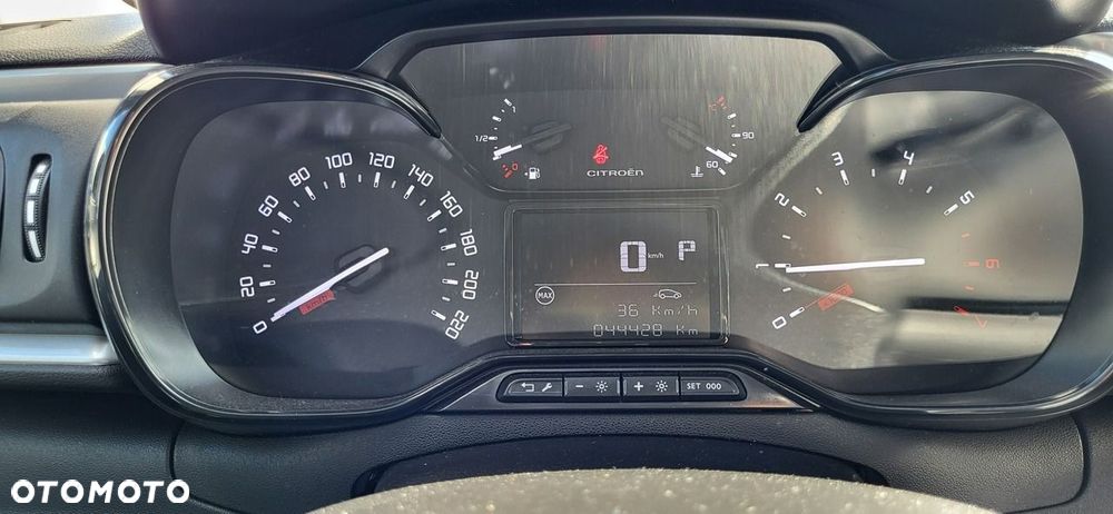 Citroën C3 1.2 PureTech Max EAT6 - 19