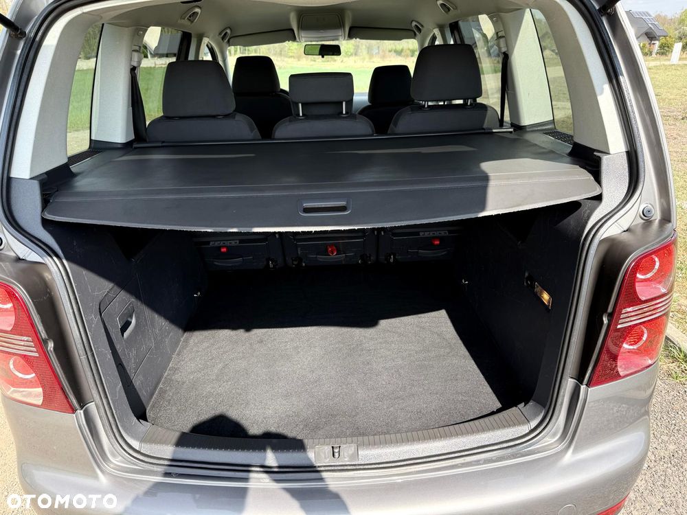 Volkswagen Touran 1.6 Freestyle - 28