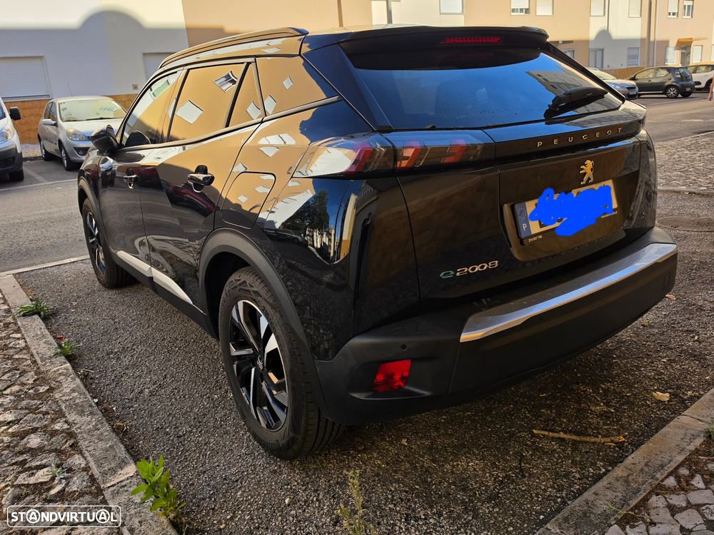 Peugeot e-2008 Allure Pack - 2