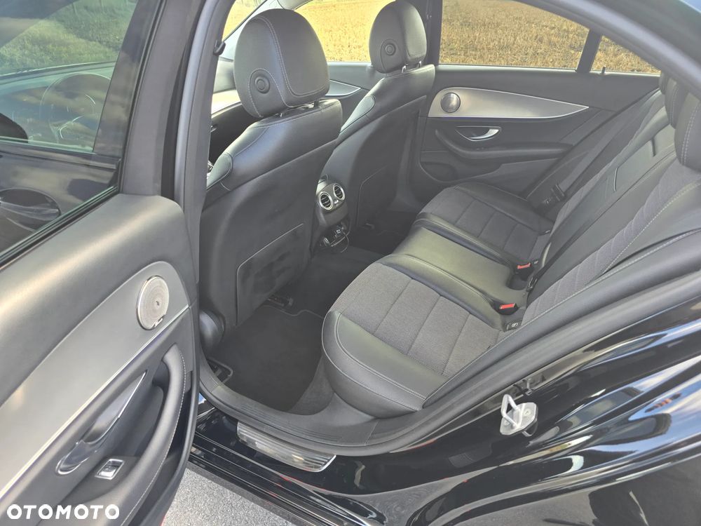 Mercedes-Benz Klasa E 220 d 9G-TRONIC AMG Line - 14