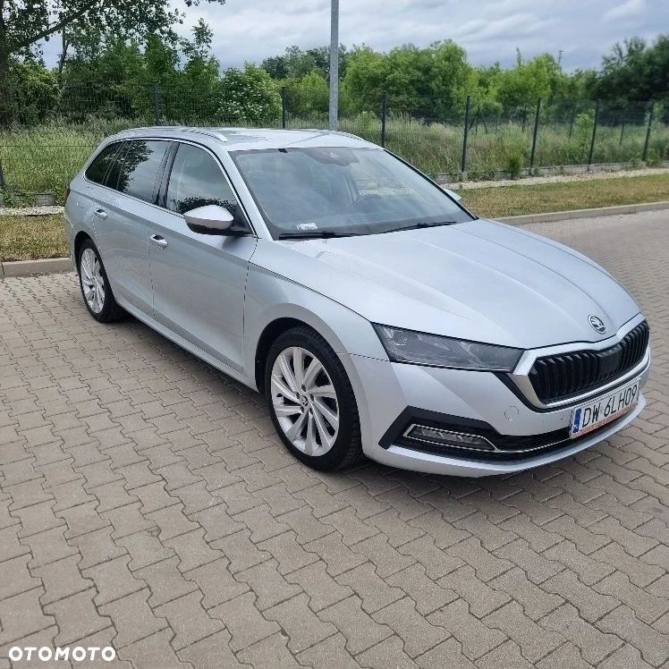 Skoda Octavia 2.0 TDI SCR Style DSG - 1