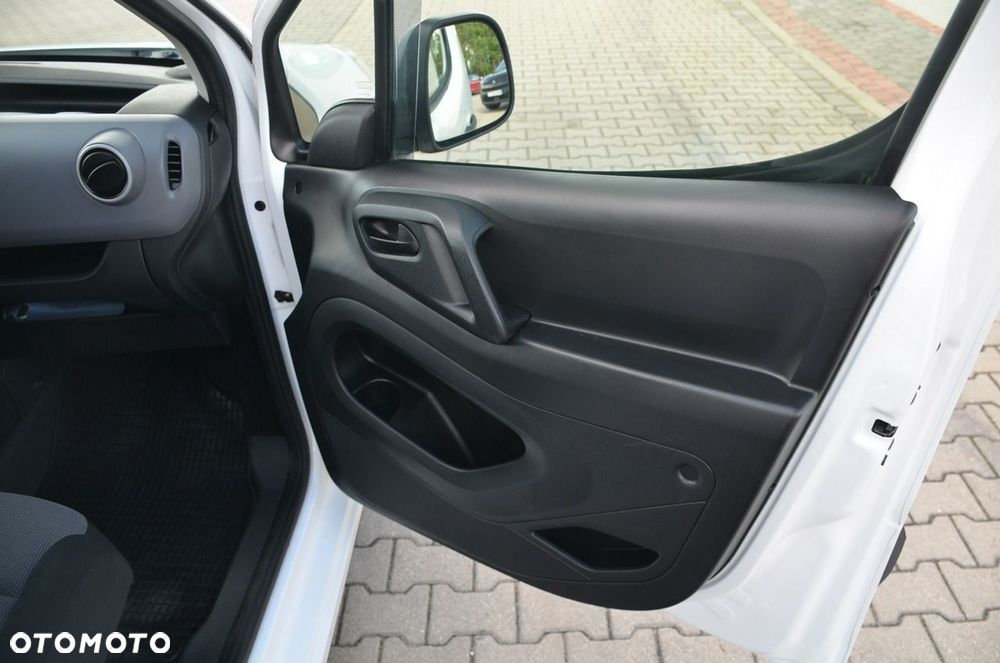 Peugeot Partner - 17