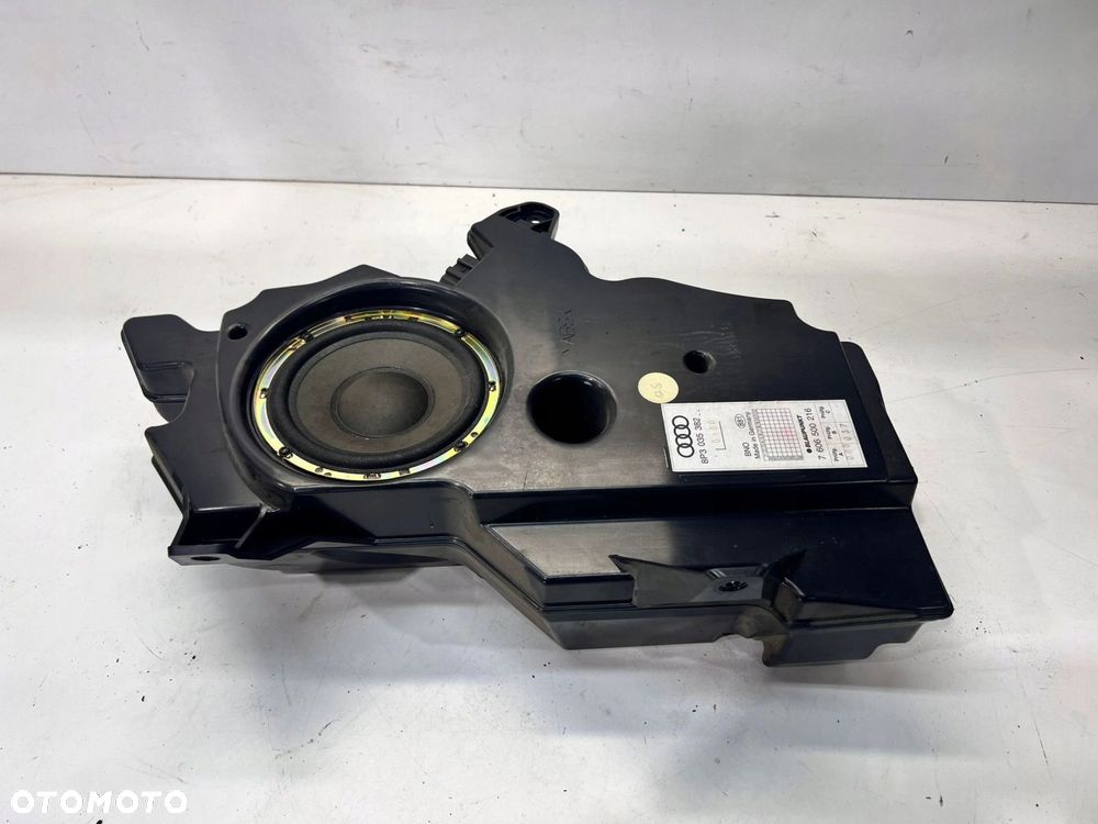 GŁOŚNIK SUBWOOFER TUBA AUDI A3 8P LIFT 8P3035382 - 1