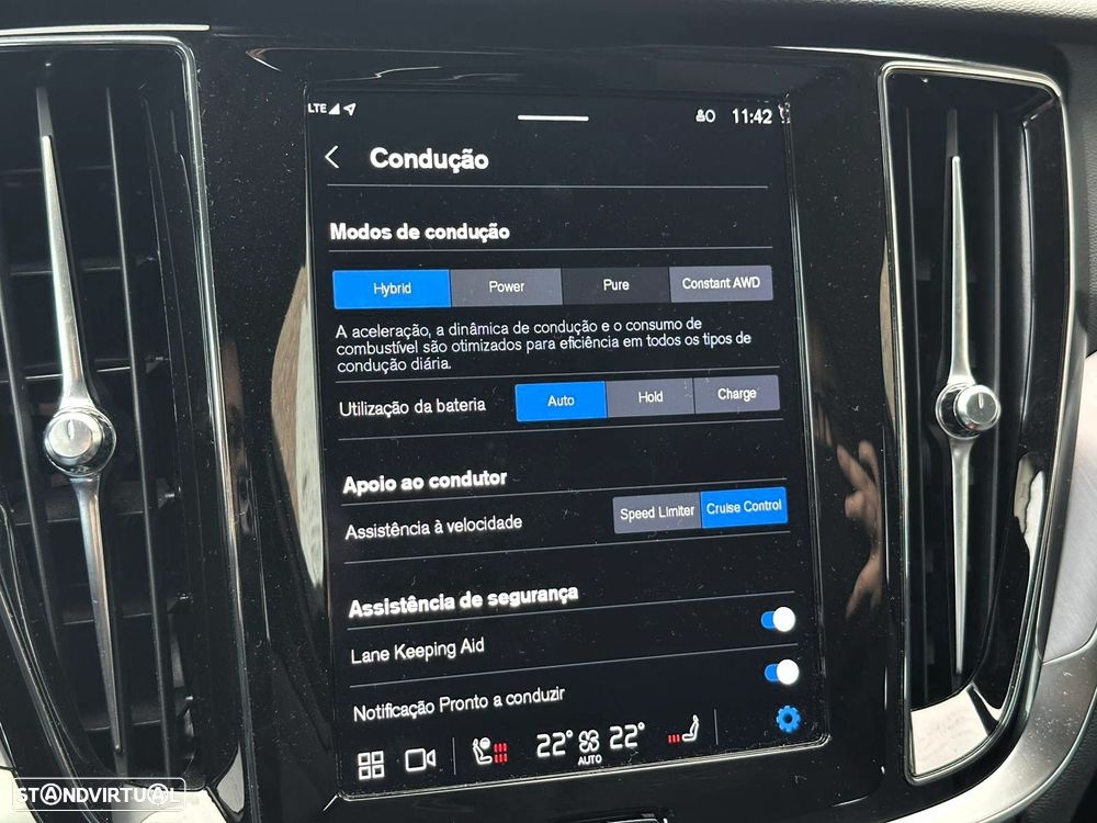 Volvo XC 60 T6 AWD Core - 23