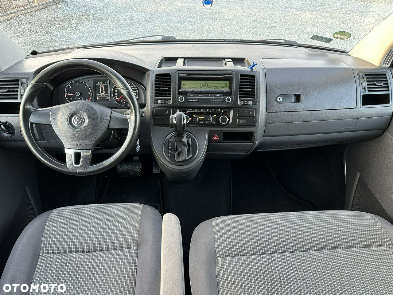 Volkswagen Caravelle - 23
