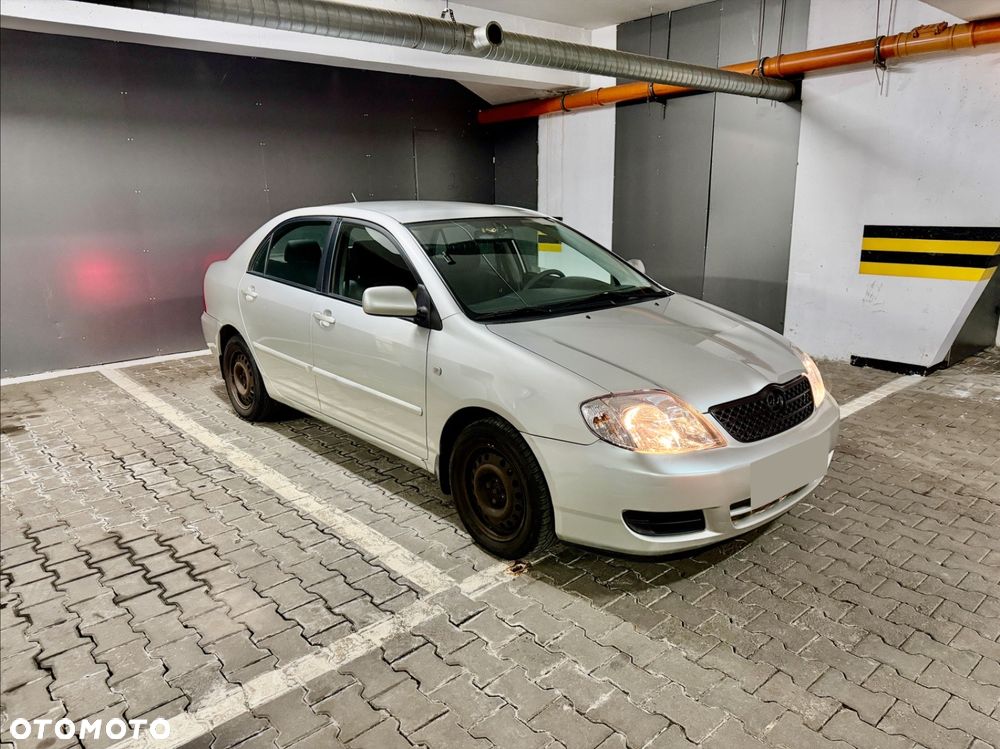 Toyota Corolla 1.6 VVT-i Terra - 1