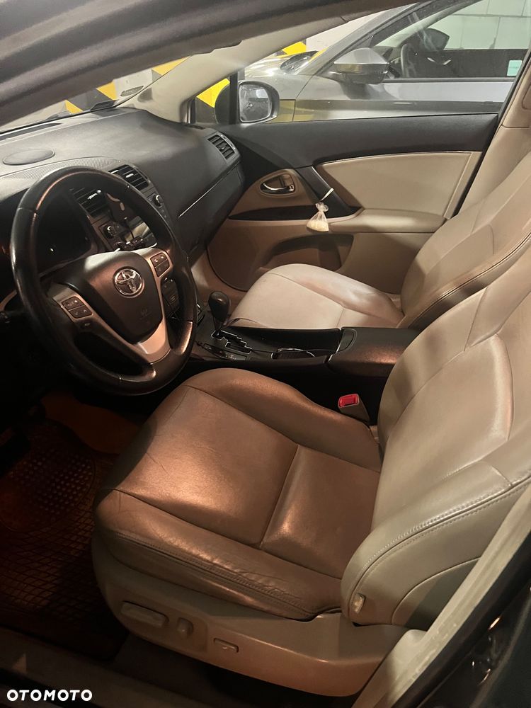 Toyota Avensis 2.2 D-4D Prestige - 7