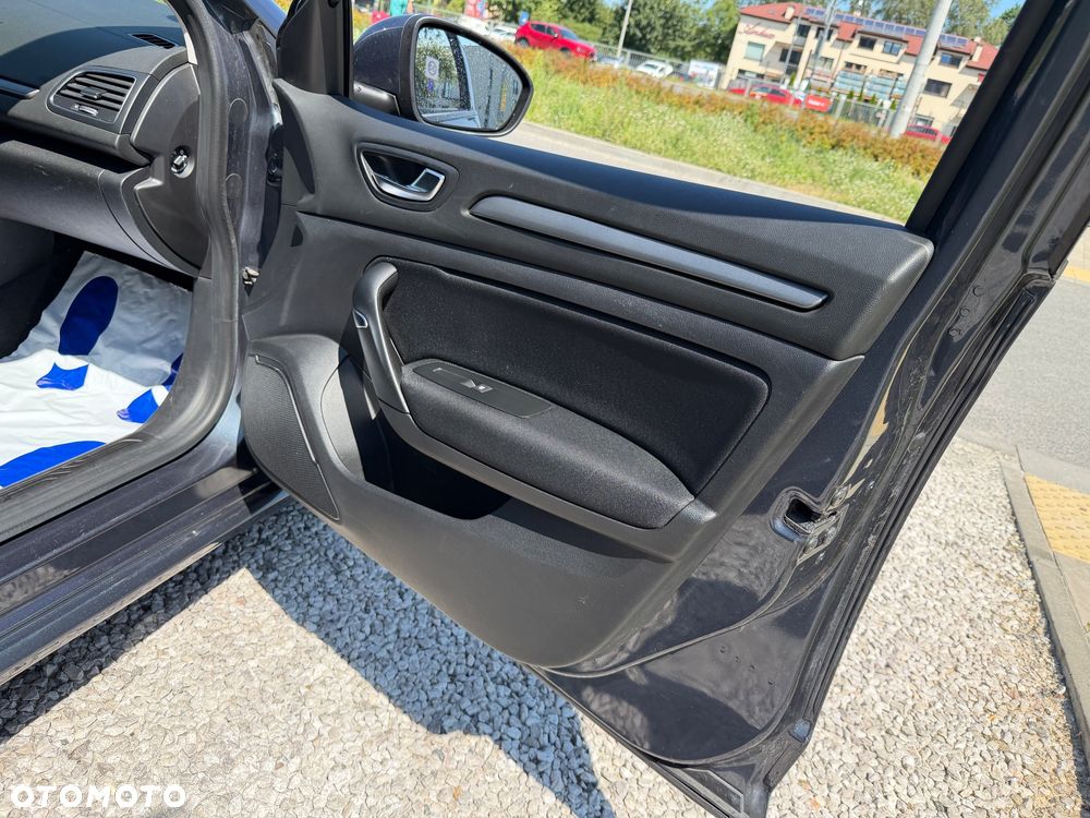 Renault Megane - 11
