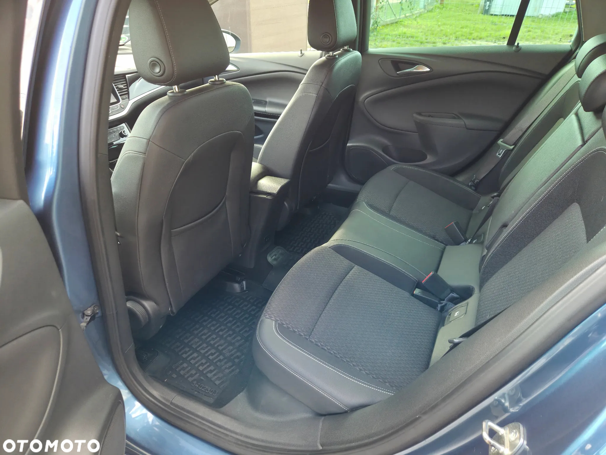 Opel Astra 1.4 Turbo Sports Tourer Innovation - 26
