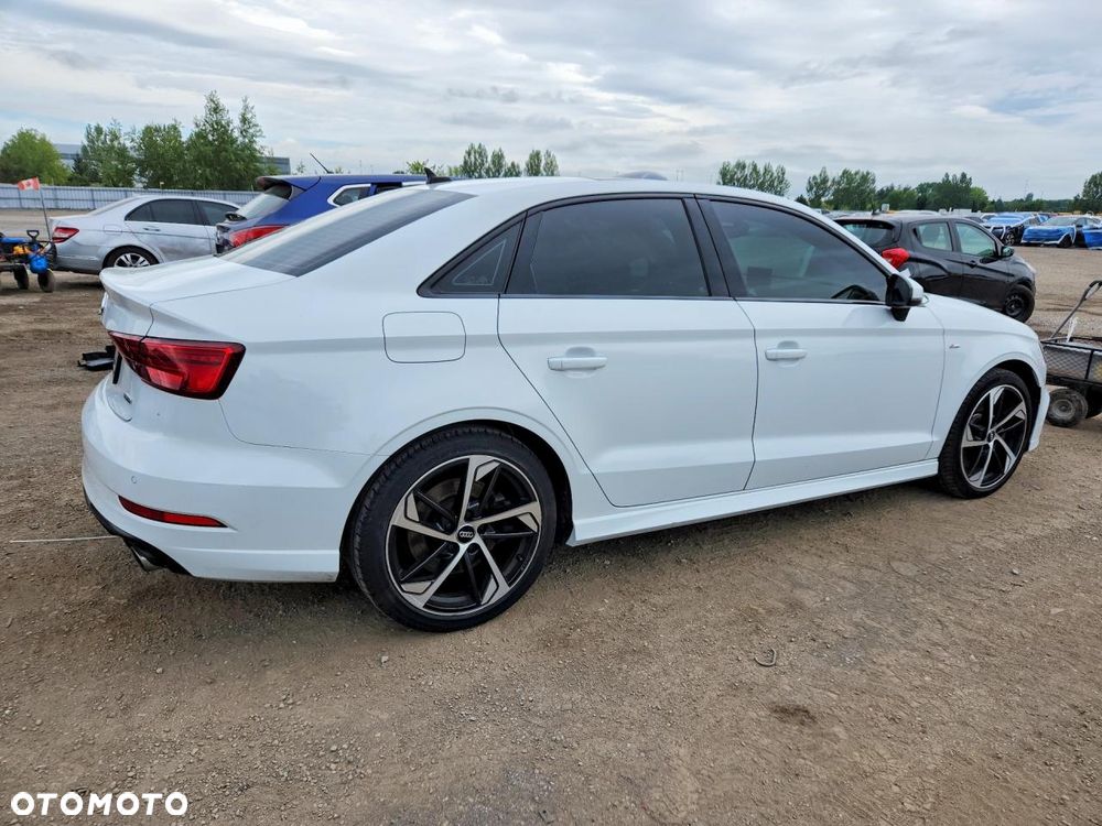 Audi A3 Limousine 40 TFSI quattro S tronic S line - 3