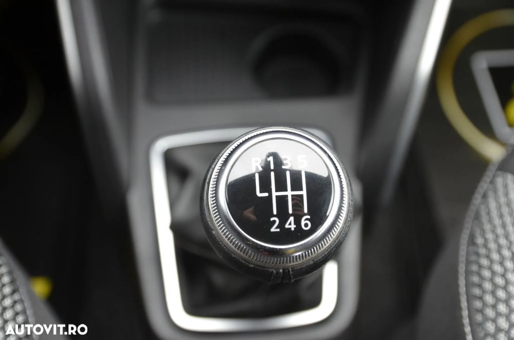 Dacia Duster 1.5 dCi 4x2 Prestige - 29