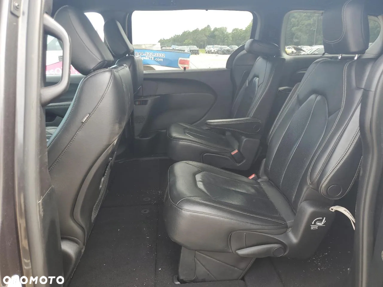 Chrysler Pacifica - 7