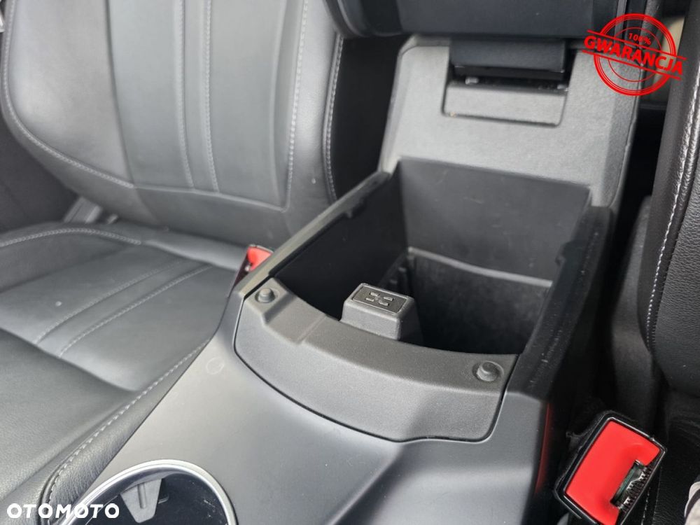 Ford Kuga - 37