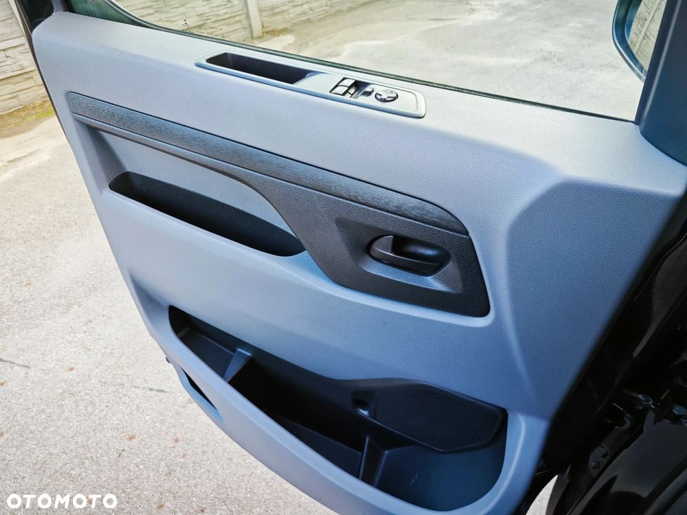 Peugeot EXPERT L2H1 LONG AUTOMAT 2.0 180KM DUŻY SERWIS - 24