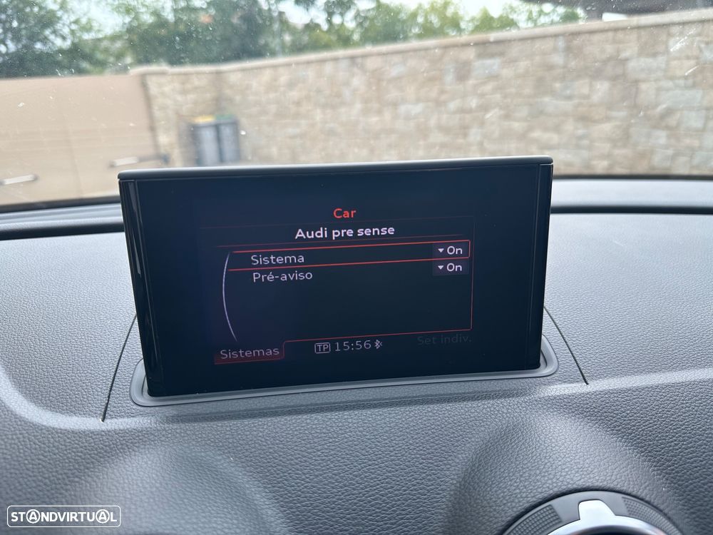 Audi A3 1.6 TDI S-line - 23