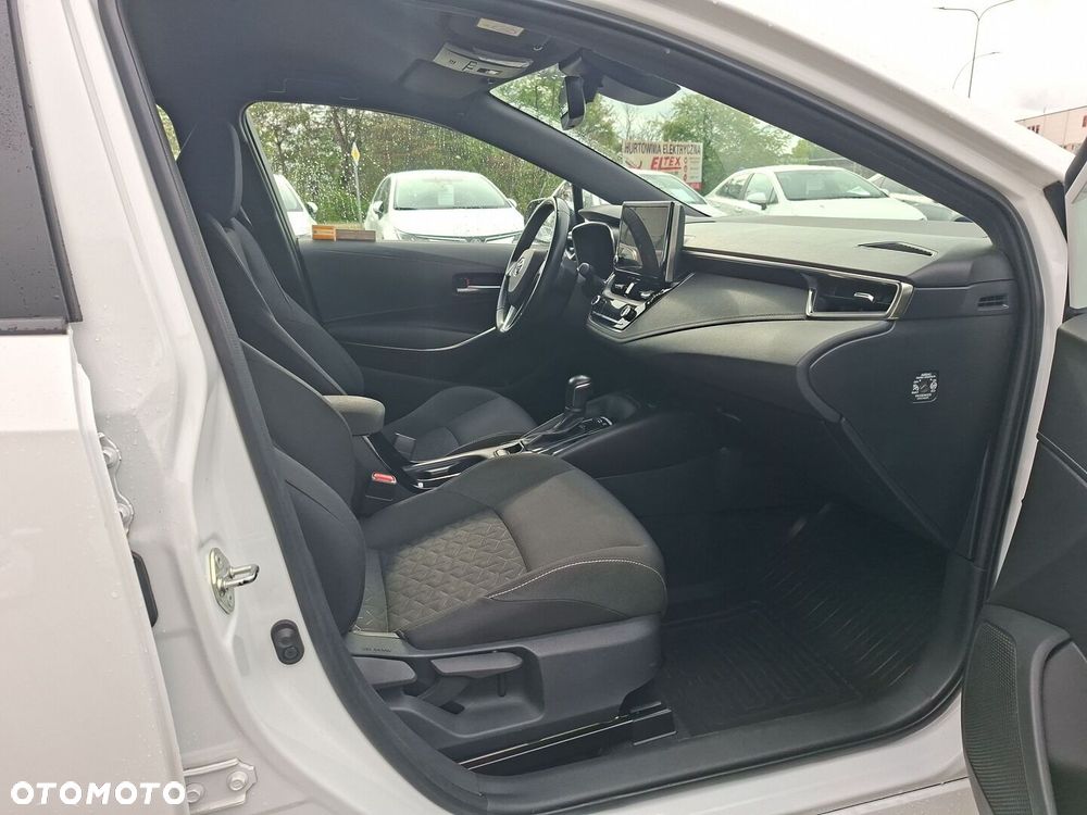 Toyota Corolla 1.8 Hybrid Comfort - 9