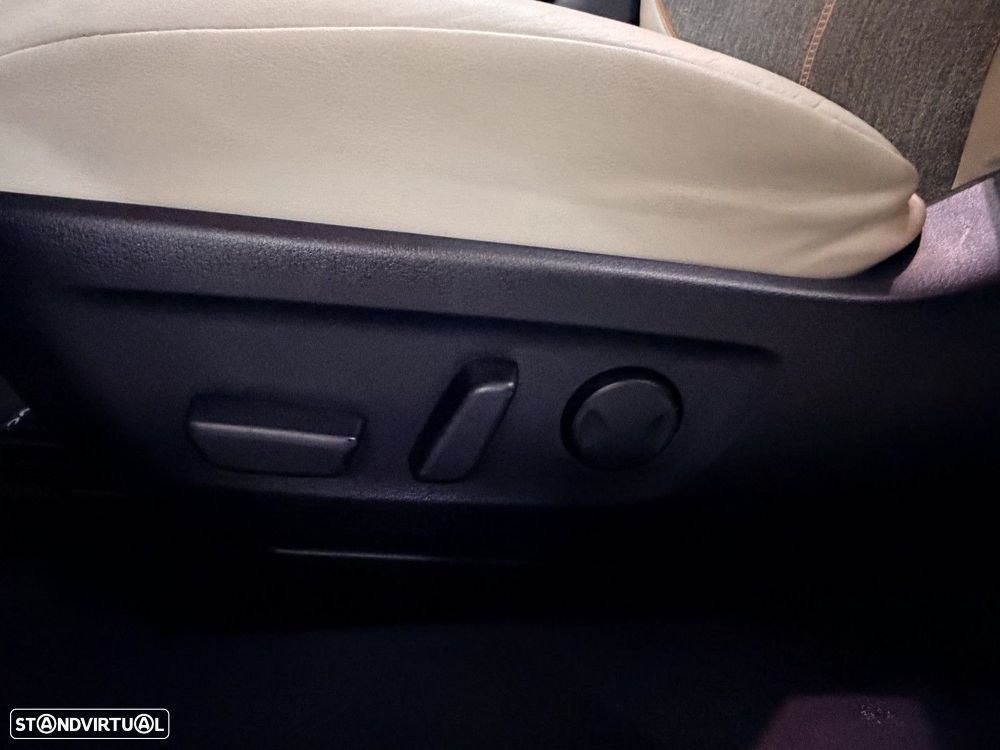 Mazda MX-30 e-SKYACTIV Ex.+Plus Pack +Mod.+Prem.+TAE - 26