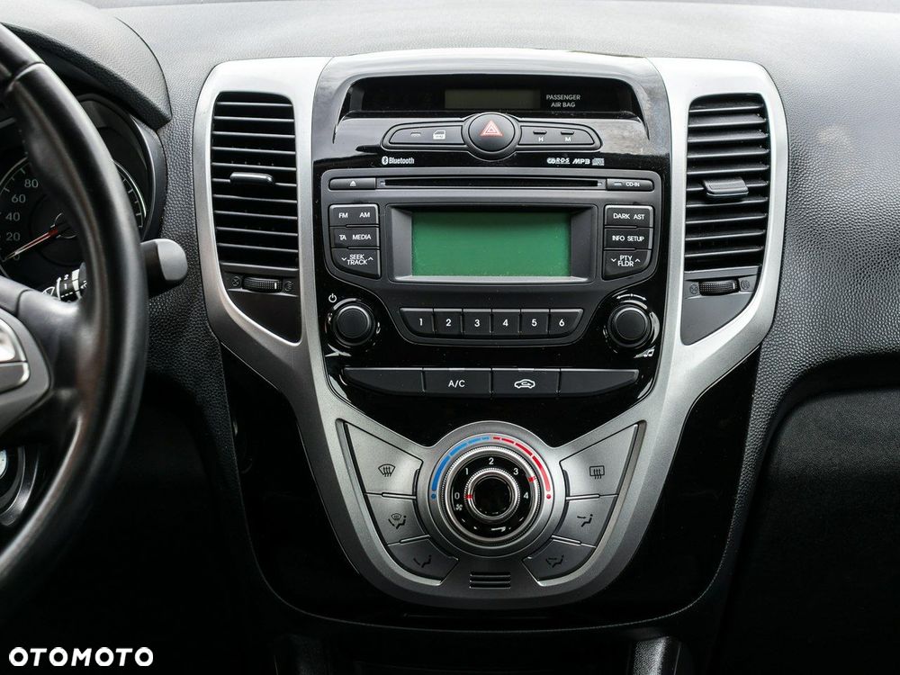 Hyundai ix20 1.4 Trend - 18