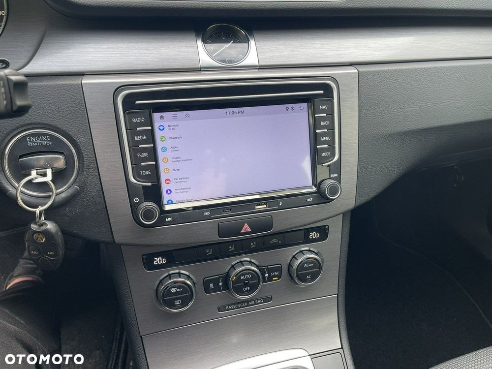 Volkswagen Passat - 35
