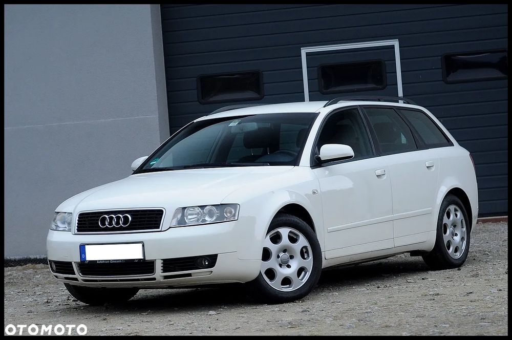 Audi A4 Avant - 10