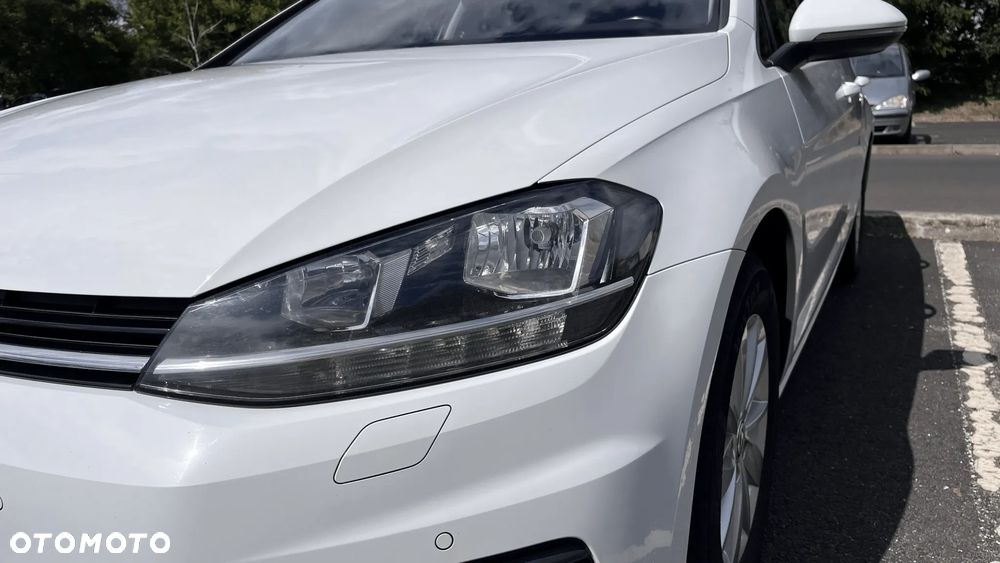 Volkswagen Golf 1.4 TSI BMT Comfortline - 11