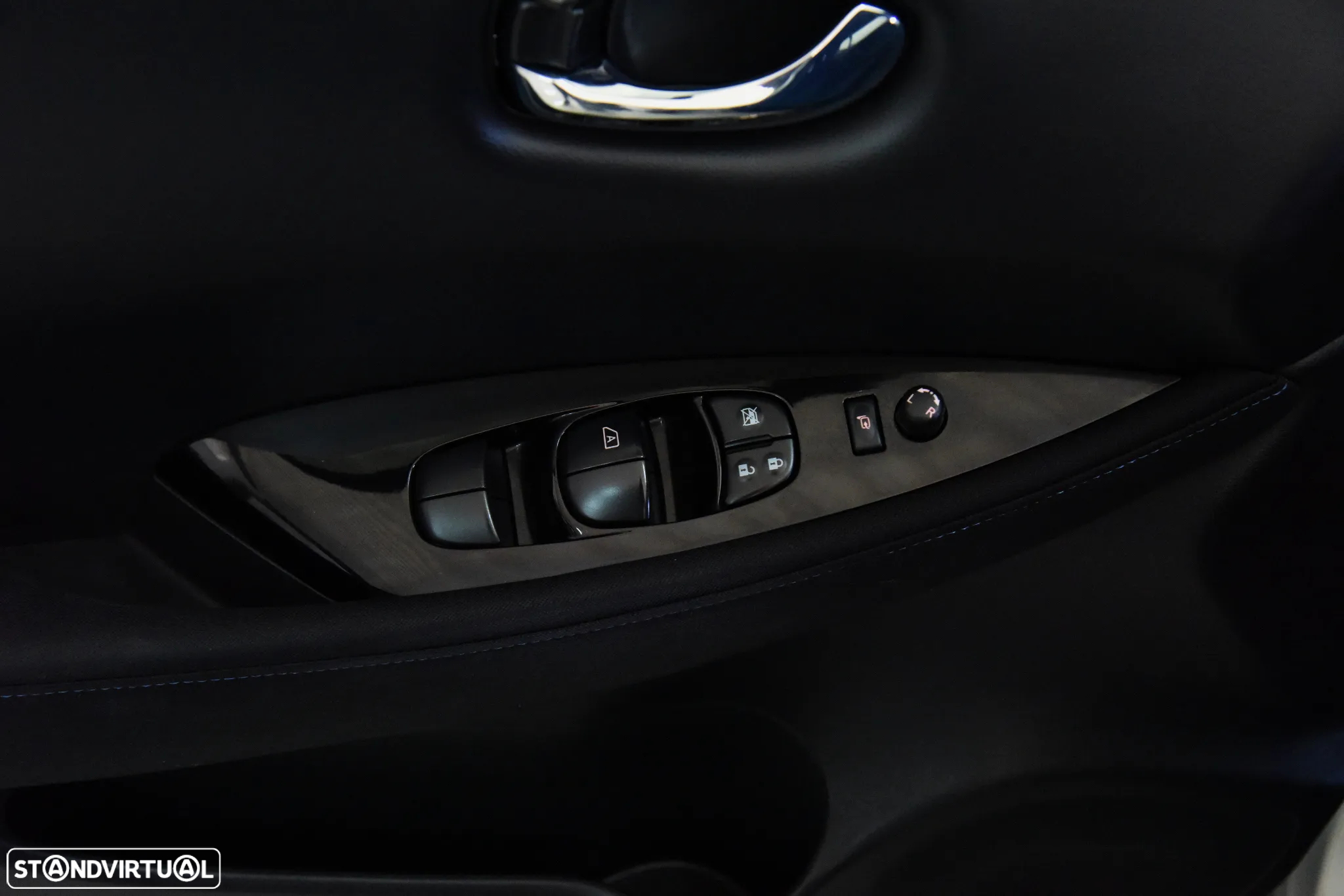 Nissan Leaf N-Connecta - 26