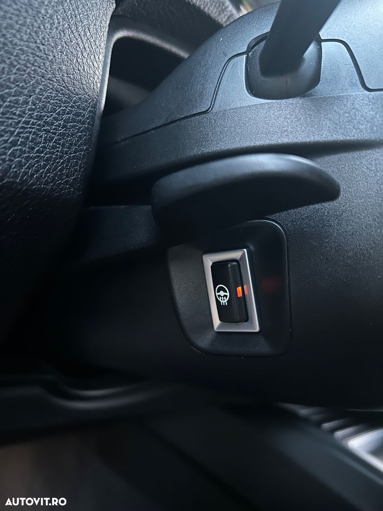 BMW Seria 3 320d Aut. M Sport - 15