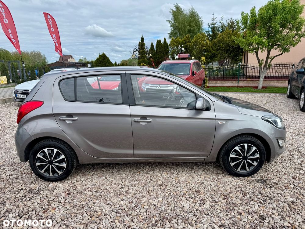Hyundai i20 - 14