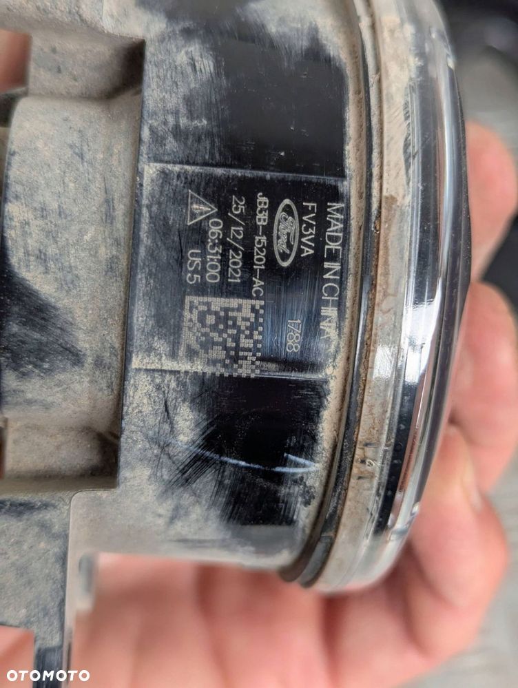 Ford Ranger V 2019-2023 Halogen ramka halogenu prawa - 4