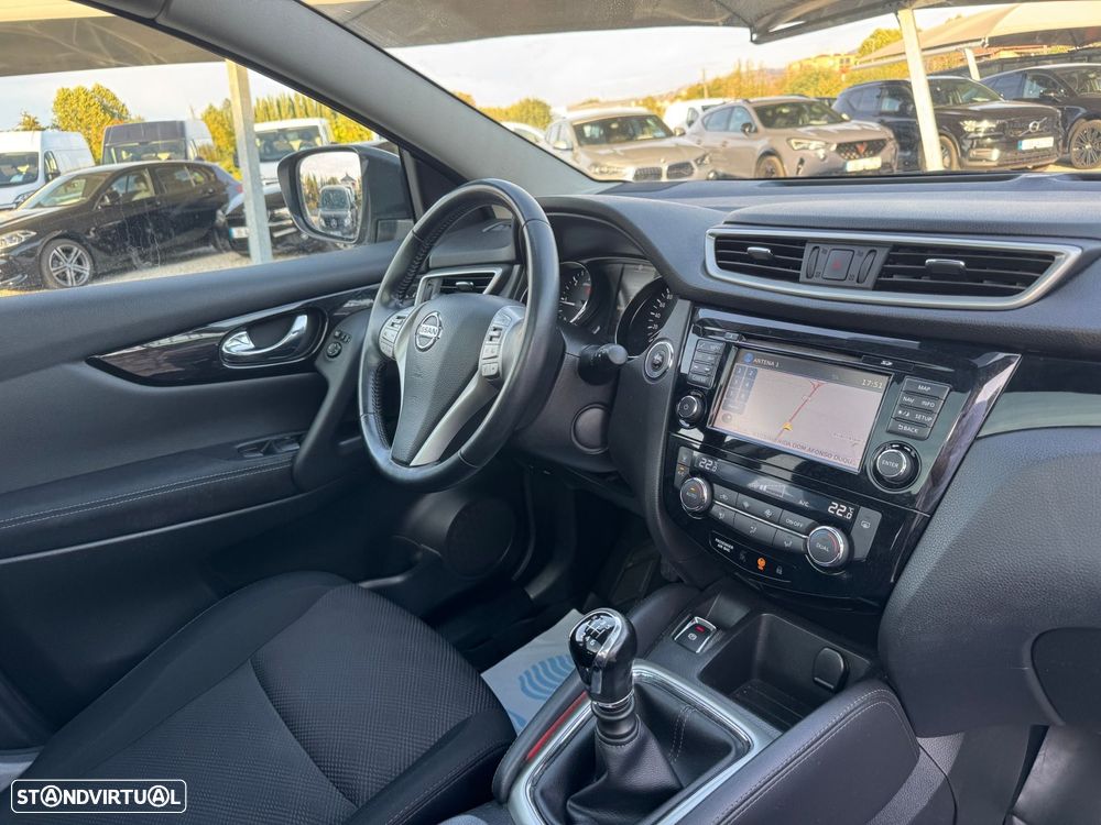 Nissan Qashqai 1.5 dCi N-Connecta 18 - 9
