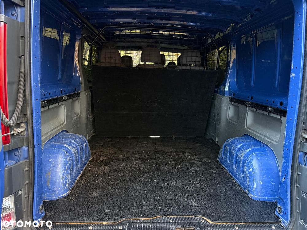 Opel Vivaro - 17