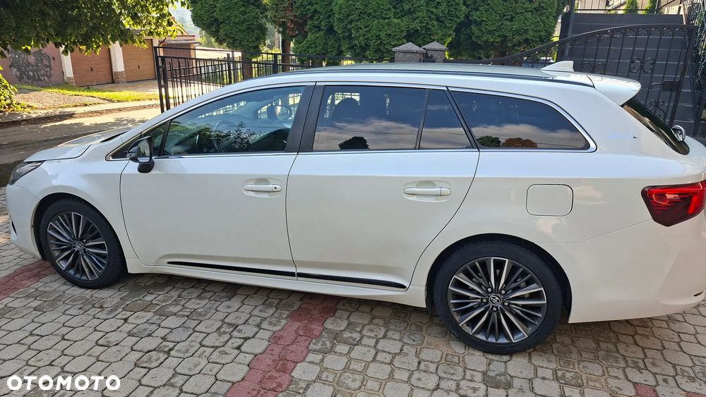 Toyota Avensis 1.8 Selection MS - 8