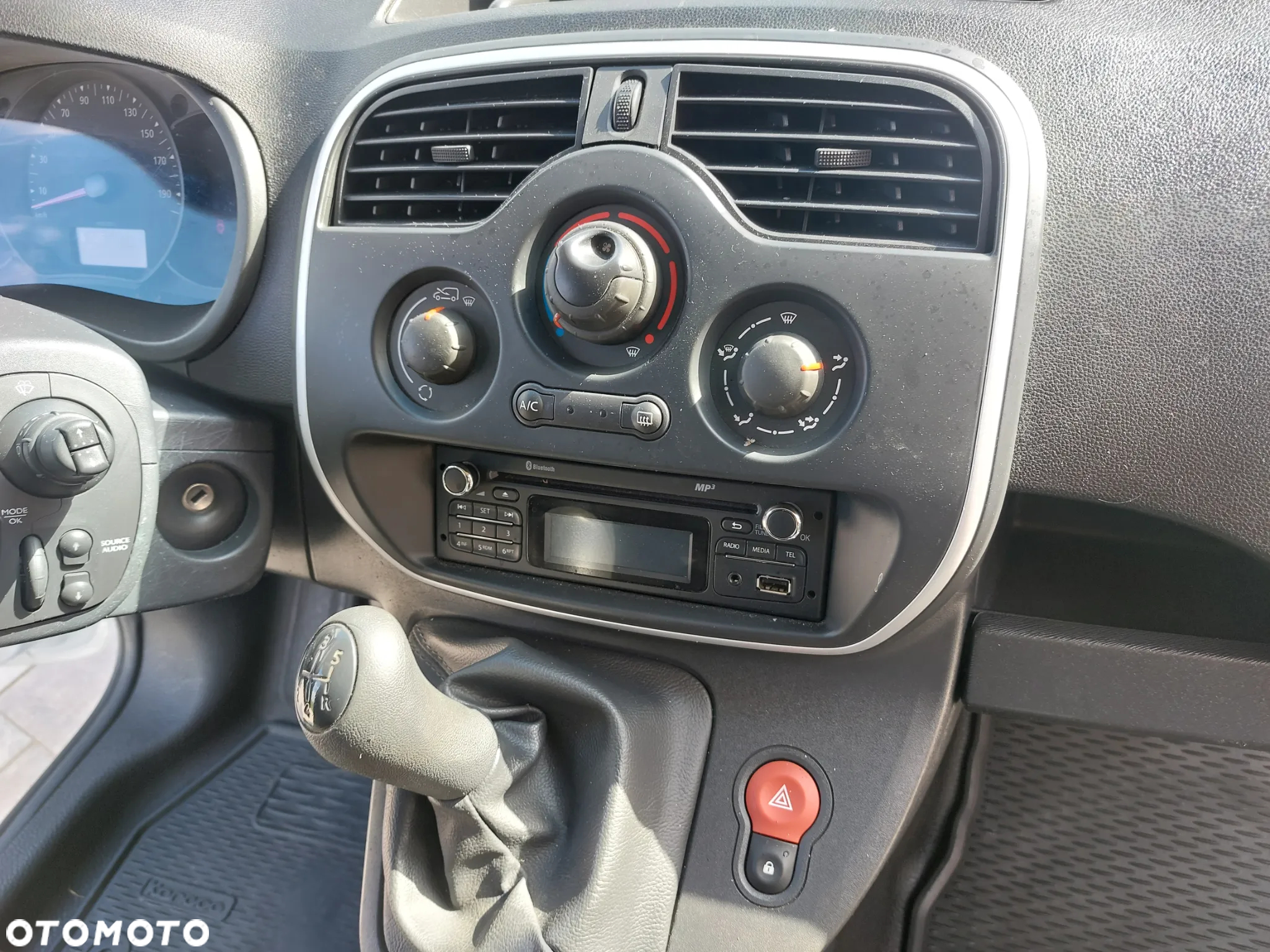 Renault Kangoo 1.5 dCi Energy Limited S&S - 25