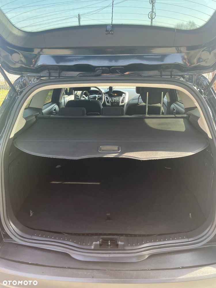 Ford Focus - 25