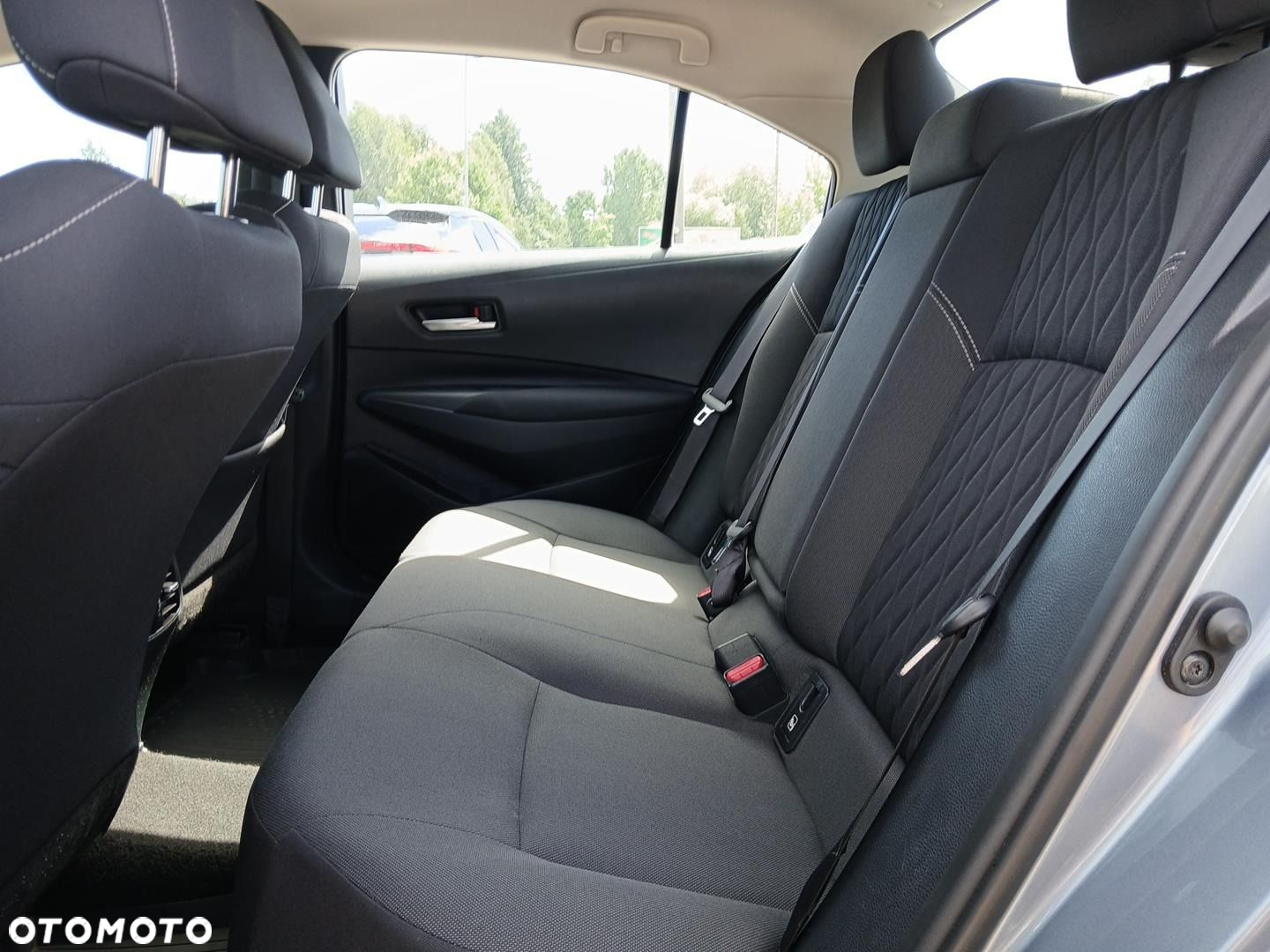 Toyota Corolla - 11