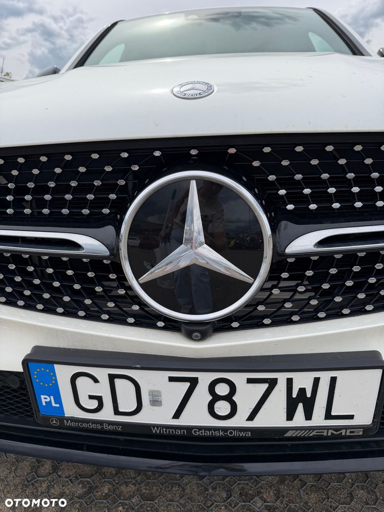 Mercedes-Benz GLC - 22