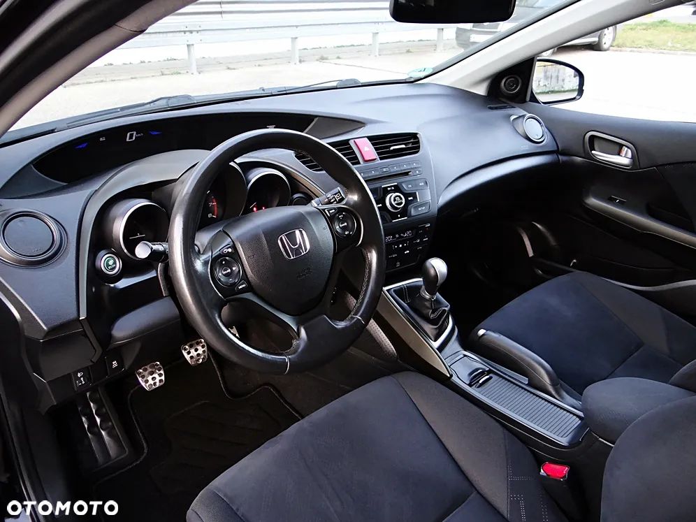 Honda Civic 1.8 Executive - 24