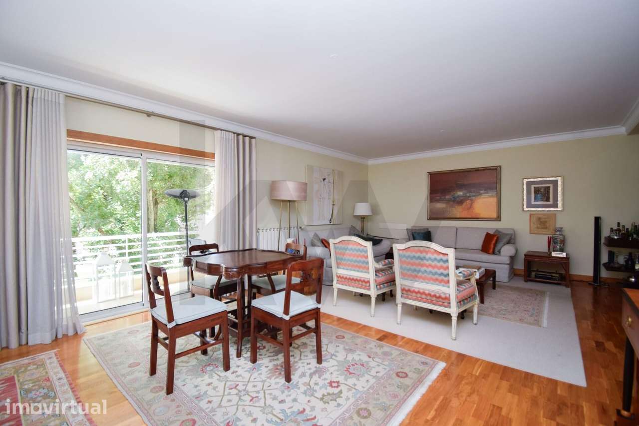 Apartamento T4 convertido em T3 de Luxo | Paço dos Duques | Telheiras - Grande imagem: 5/52