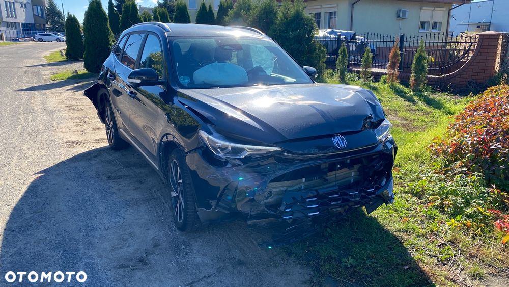 MG ZS Hybrid+ - 18