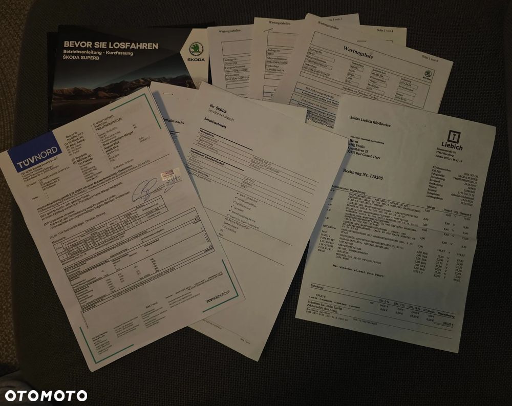 Skoda Superb 2.0 TDI DSG Premium Edition - 35